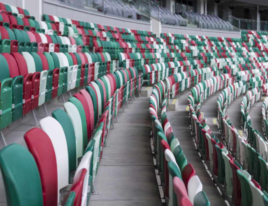 Куп стадиони в България заплашени от затваряне заради нова наредба