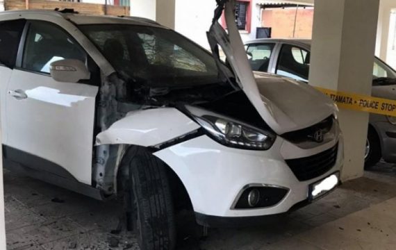АТЕНТАТ! Взривиха колата на футболен съдия (ВИДЕО)