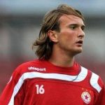 Майко мила! Запомнил се със скандал в ЦСКА е в болница, пил перилен препарат