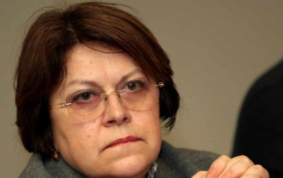 Татяна Дончева обяви, че „Левски“ е в технически фалит, определи фенове като платени
