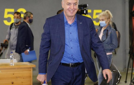 Сираков разкри първите стъпки за излизане от кризата и отсече: Не мога да обещая и 1000 лв. заплата (ВИДЕО) | KotaSport