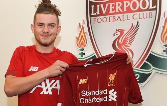 17-годишeн подписа професионален договор с Ливърпул