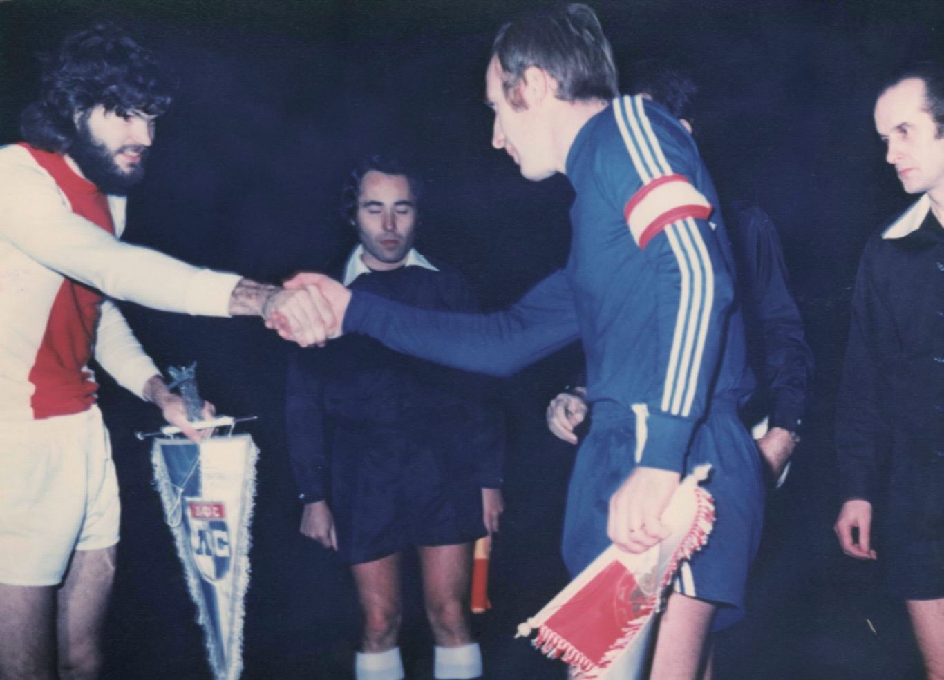 В едни други времена! Преди 45 години Аякс бе на колене пред Левски (ВИДЕО) | KotaSport