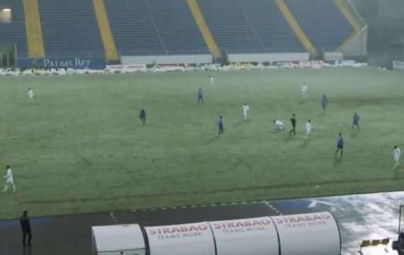 Левски изпързаля Славия в снега на „Герена“ (ВИДЕО) | KotaSport
