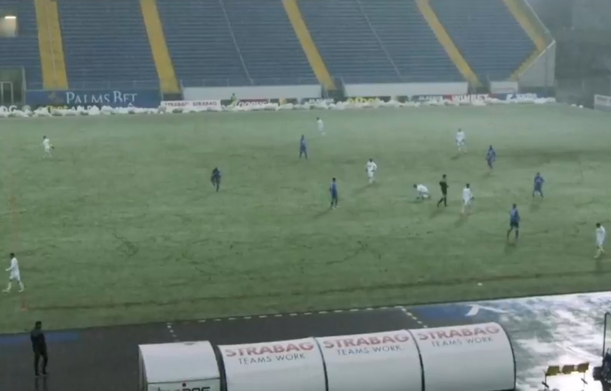 Левски изпързаля Славия в снега на „Герена“ (ВИДЕО) | KotaSport