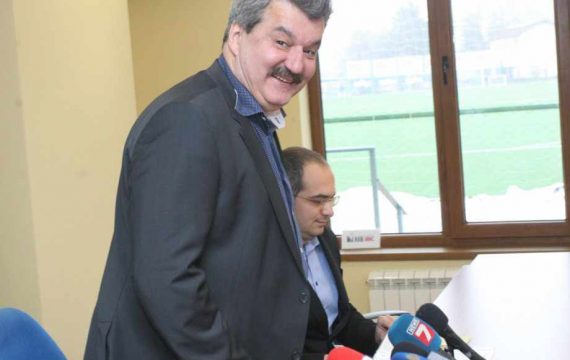 Силно се надявам информацията за новия собственик на Левски да е грешна