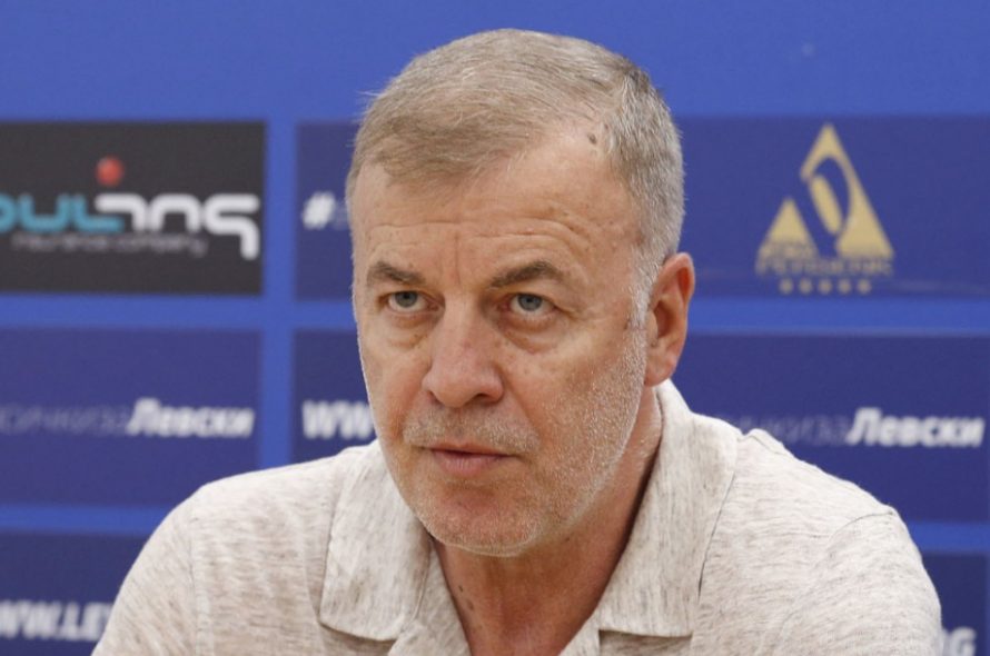 Сираков се скри, а Диксън не даде никаква конкретика за бъдещето на „Левски“ (ВИДЕО)